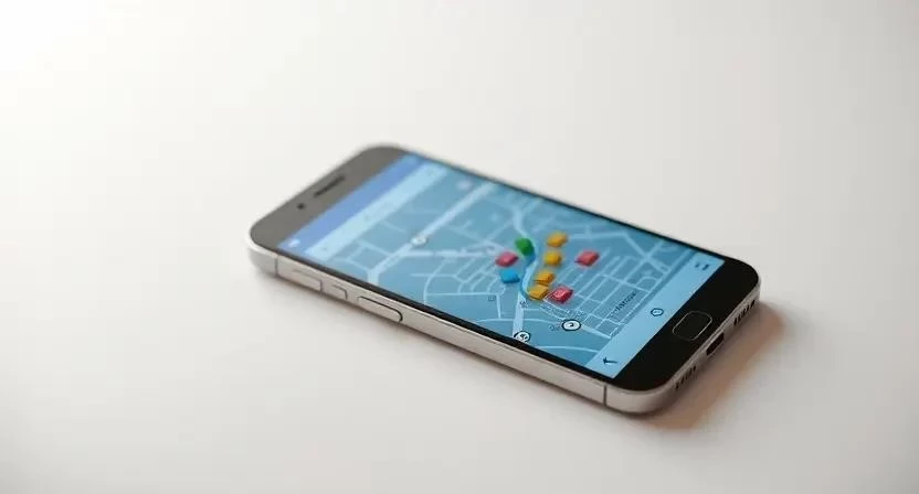 Google Maps или Maps.me: какая офлайн-карта лучше